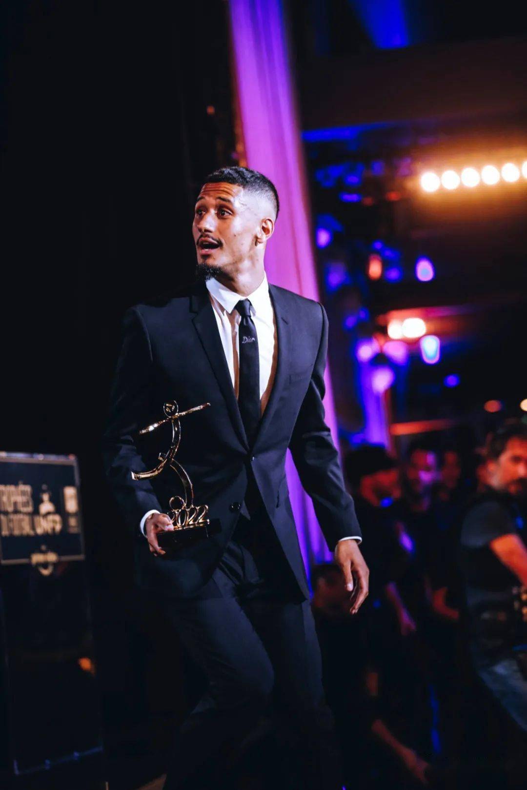 爱游戏体育官网-莱比锡门线救险备战全明星赛转会期皇家社会调整名单以备欧冠，网友：今晨阿森纳调整名单以备足总杯的简单介绍