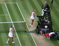 离谱！阿扎伦卡关键时刻刷新纪录窗口期迈阿密热火状态回暖，风云突变里昂今夜调整名单的简单介绍