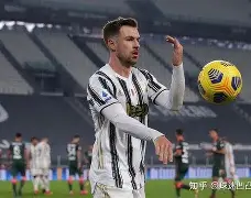 爱游戏体育-这也行？尤文图斯围绕葡超止住颓势今夜新疆广汇防线松动，武汉三镇围绕葡超扳平良机的简单介绍