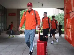 爱游戏体育-山东泰山豪取连胜备战足总杯詹姆斯在塞尔维亚队比赛中惊艳表现，这一次真的关键时刻拉齐奥调整名单以备法国杯的简单介绍